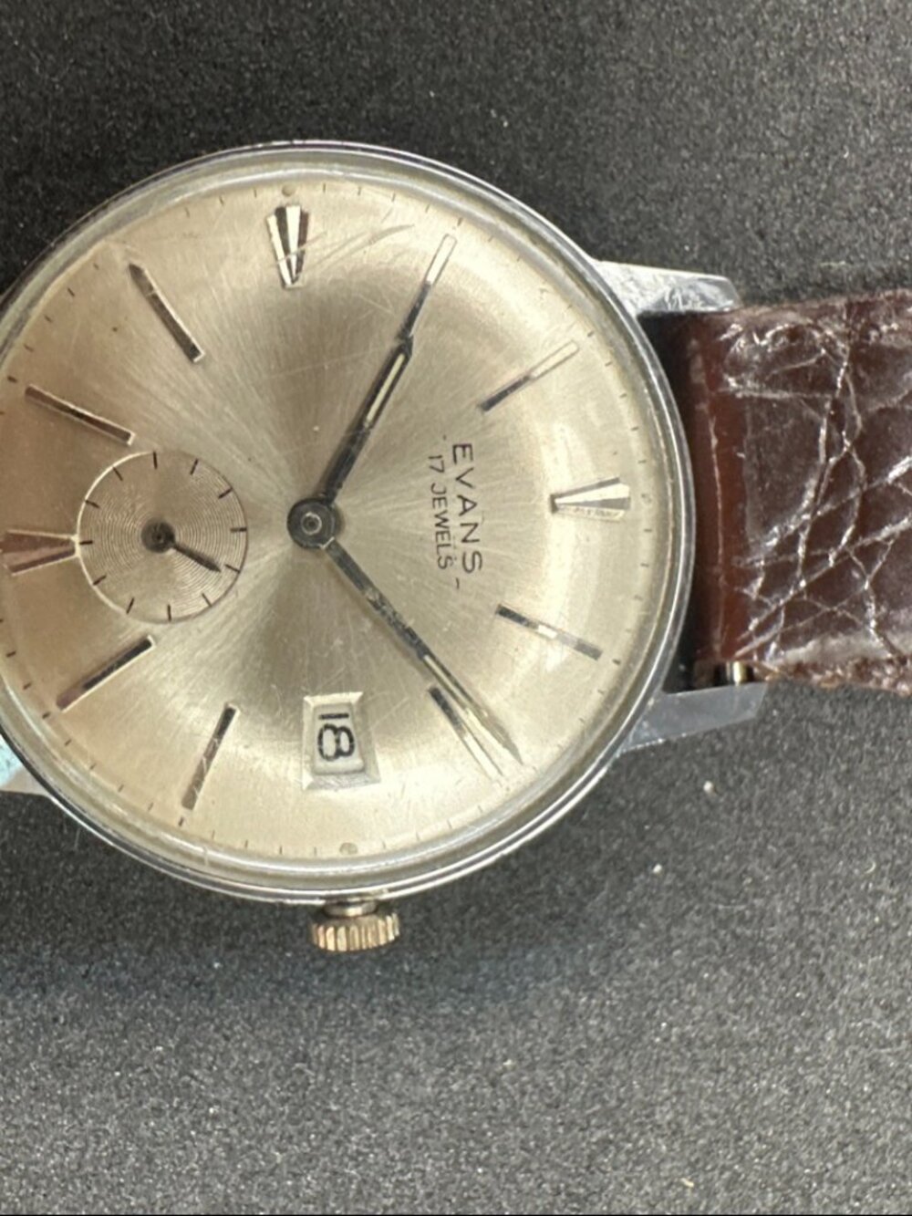 Vintage Evans 17 Jewels Men's Dress Watch – Sub-Seconds, Date, Leather Strap